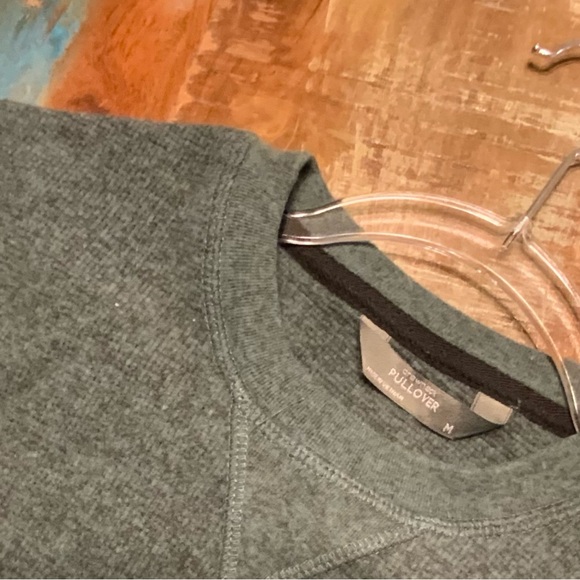 Men's Heather Gray Crewneck Sweater - Picture 1 of 4